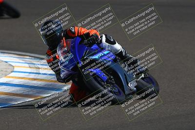 media/Sep-21-2025-TrackDaz (Sun) [[277c75b276]]/B Group/220pm (Turn 6)/